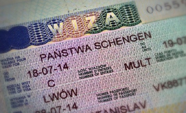 Польща запровадила нові правила для отримання шенгенської візи