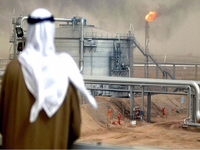 Саудовская Аравия нанесла удар по России, объявив скидки на нефть: мы будем ценой рвать российский рынок