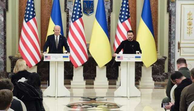 США із союзниками зібрали 700 танків для України, — Байден