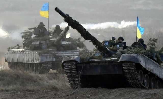 Україна готується до великого контрнаступу, накопичуючи запаси західної зброї: Залужний уникнув пастки, яку готував ворог – Economist