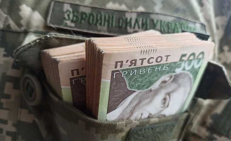 Питання доплати у 30 тисяч грн: Залужний та Рєзніков звернулися до депутатів