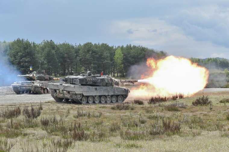 Іспанія передасть Україні нову партію танків Leopard 2 та БМП