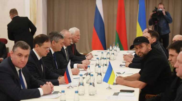 Мирний діалог з Україною не в планах РФ: будь-які переговори передбачають 