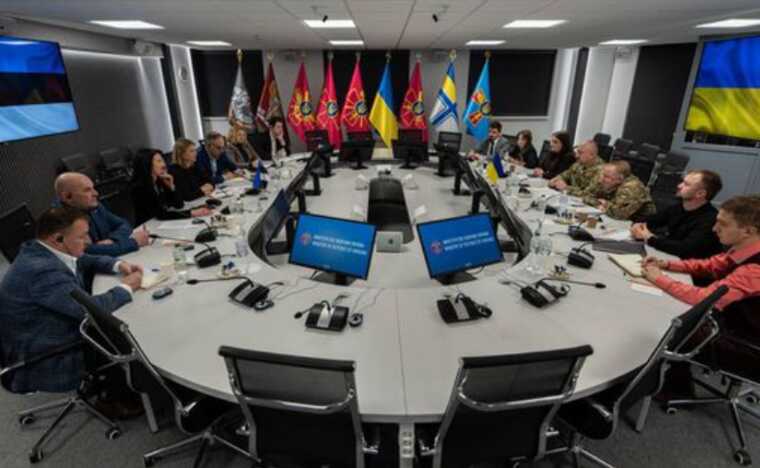Рамштайн-18: голова Пентагона закликав союзників надати Україні більше систем ППО
