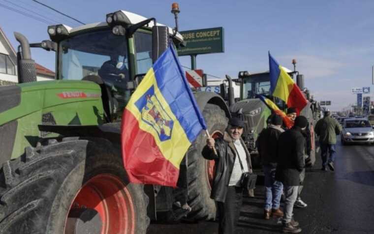 На кордоні Румунії та Молдови, де проходят протести фермерів, застрягли понад сотню вантажівок