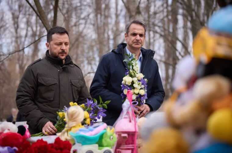 В Одесі Зеленський із прем’єром Греції вшанували пам’ять загиблих внаслідок влучання російського 