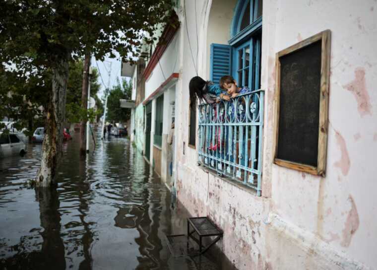 Аргентина через повені йде під воду