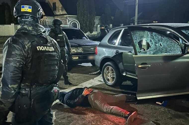 Планували вбити суддю: на Черкащині поліція затримала «смотрящого» за Уманню та кілера