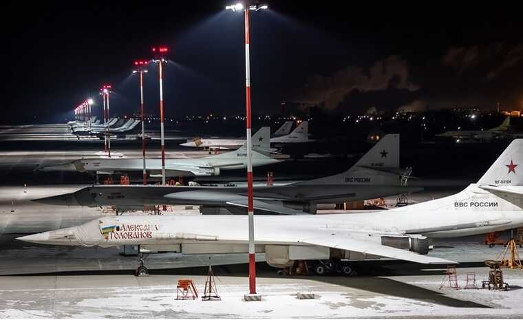 9 бортів Ту-95МС залишились на аеродромі 