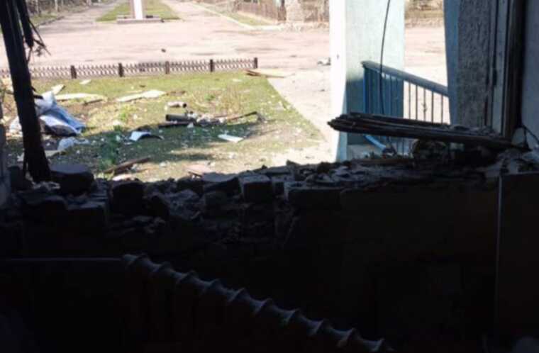 Дрон окупантів скинув вибухівку на Пункт незламності в Херсонській області