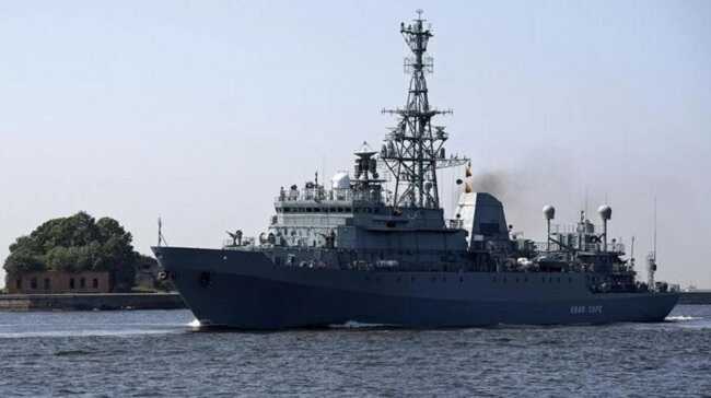 Внаслідок вчорашньої атаки на Крим пошкоджено ворожий розвідувальний корабель «Іван Хурс», – росЗМІ