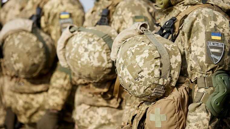Politico: Україні «катастрофічно не вистачає» солдатів
