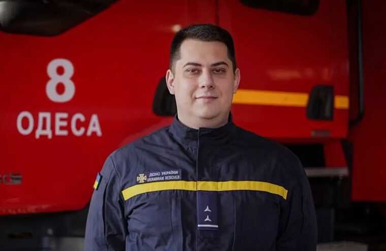 Під час ліквідації пожежі в центрі Одеси загинув рятувальник Антон Халіков: працював командиром відділення