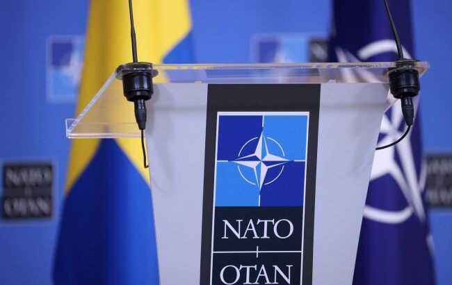 FT: Дедалі більше прифронтових країн НАТО підтримують ідею введення військ в Україну