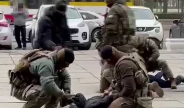СБУ затримала двох мусульман-кавказців, які готували обстріл штабу Сил оборони на Одещині