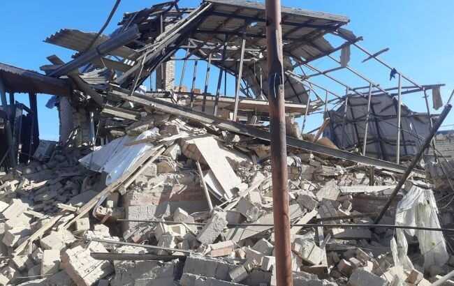 Окупанти вранці обстріляли житлові будинки Нікополя: є постраждалі