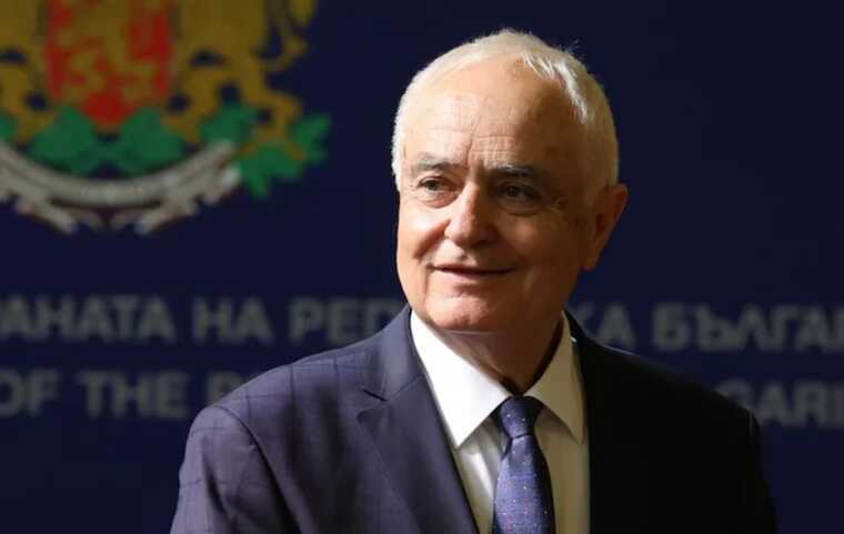 Новий міністр оборони Болгарії пообіцяв прискорити надання військової допомоги Україні
