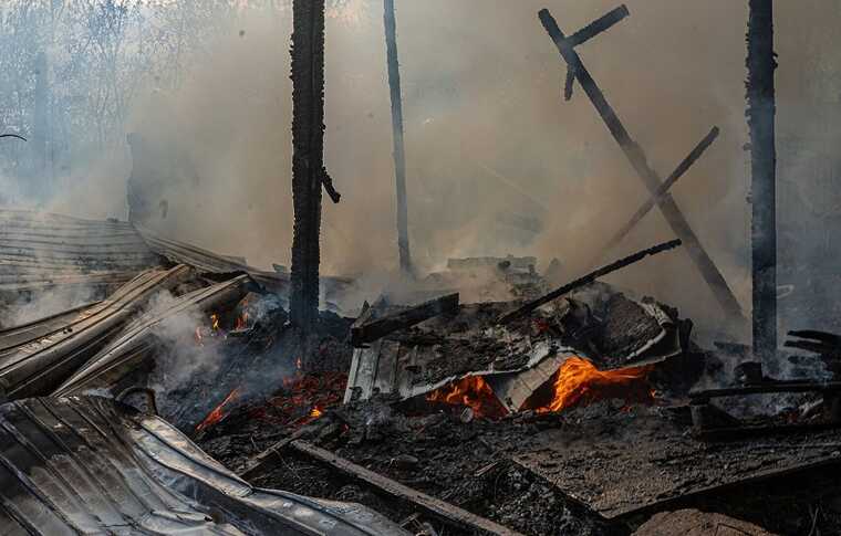 У Києві на Подолі біля пам’ятника Магдебурзькому праву сталася пожежа