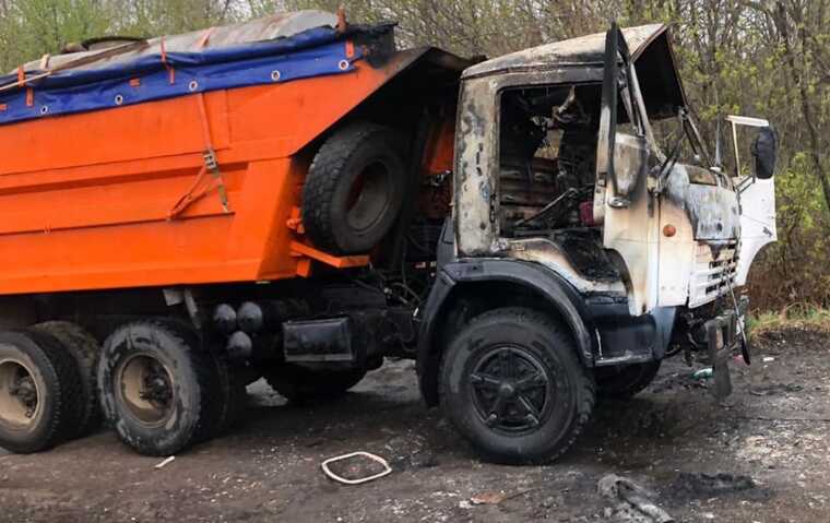Окупанти на Сумщині атакували дроном цивільну вантажівку: загинув водій