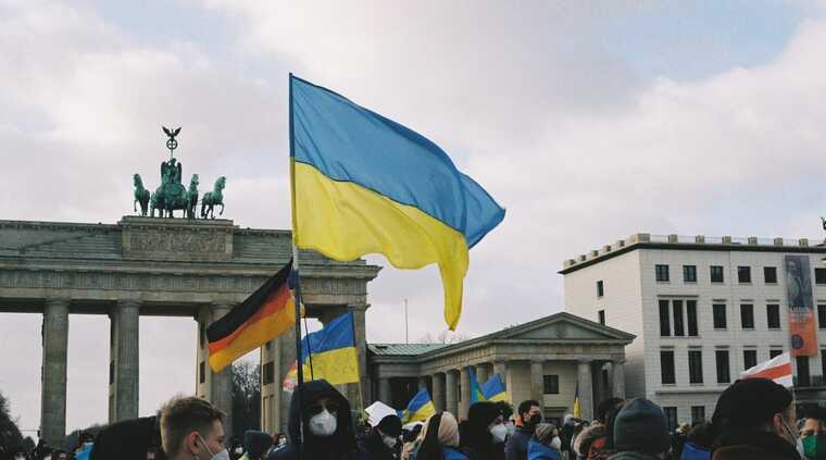 Українцям у Німеччині змінюють правила отримання виплат