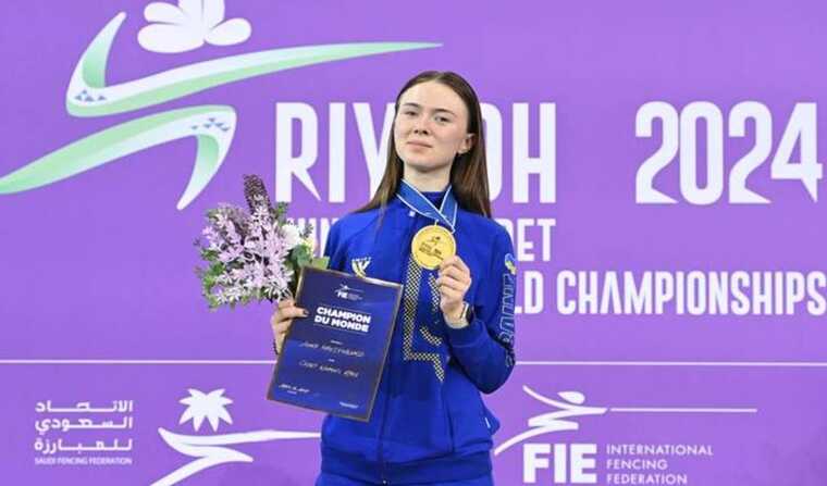 16-річна Анна Максименко стала чемпіонкою світу з фехтування