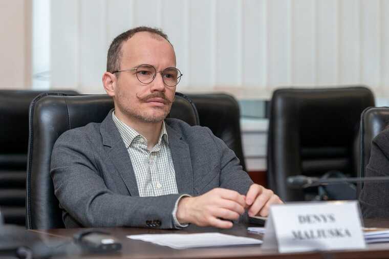 Серед нової хвилі кадрових перестановок у владі міністра юстиції Малюську найближчим часом можуть відправити у відставку
