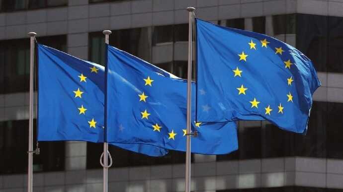 Politico: Євросоюз готує власне рішення щодо військової допомоги Україні, засідання уже в понеділок