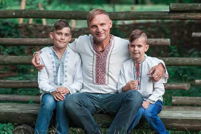 Олег Скрипка відповів, чи підуть його сини воювати на фронт: «Зараз мої хлопці вчаться, а як буде далі — побачимо»