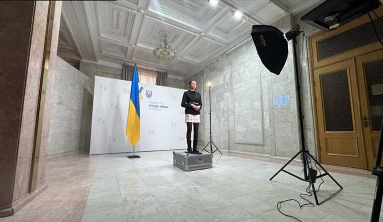 МЗС запускає ШІ-аватар «Вікторія» для озвучення офіційних заяв щодо українців за кордоном
