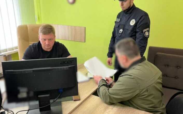 Майбоженко попросив суд відправити його під цілодобовий домашній арешт із носінням електронного браслета