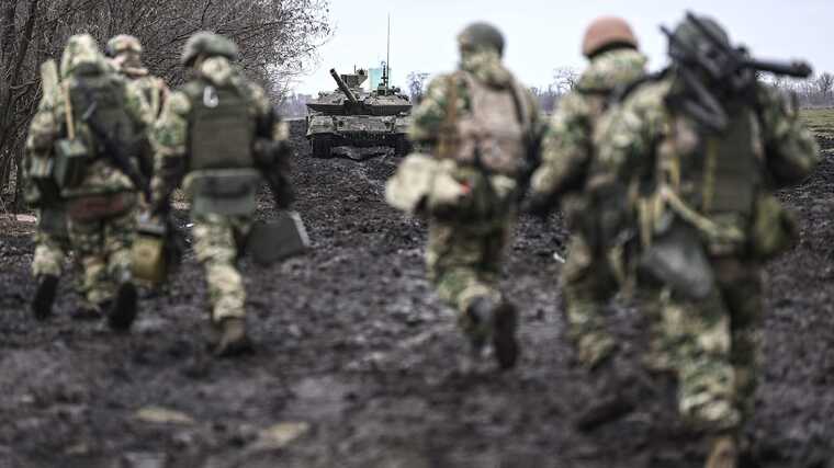 Російська армія почала наступ на село Архангельське на північ від Очеретиного, – Юліан Рьопке