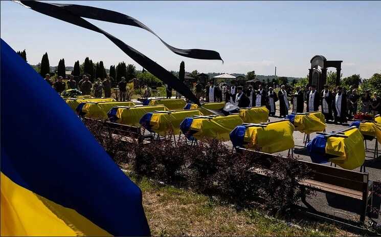 У Чернівцях вперше в Україні поховають 16 військових у братській могилі