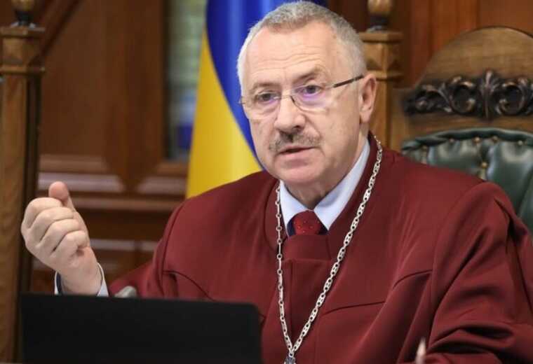 Голову Конституційного суду Головатого виправдали у справі щодо корупції