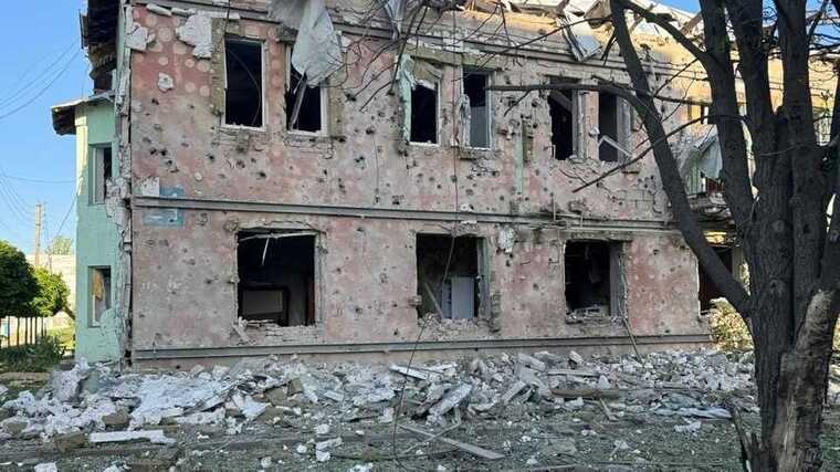 Зранку окупанти обстріляли Курахове: є загиблі та поранені