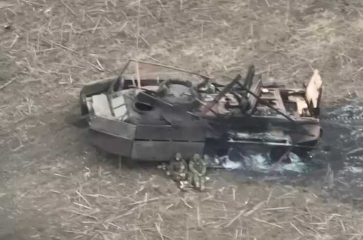 Українські дрони-камікадзе знищують двох російських піхотинців