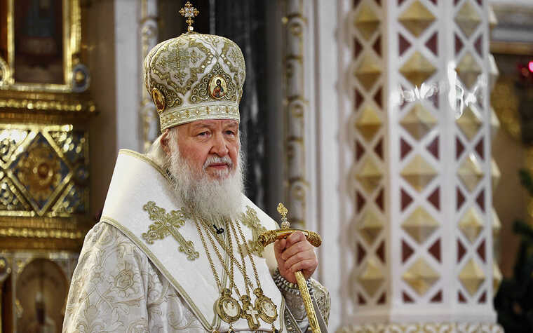 У РФ патріарх Кирило на великодній службі помолився за 
