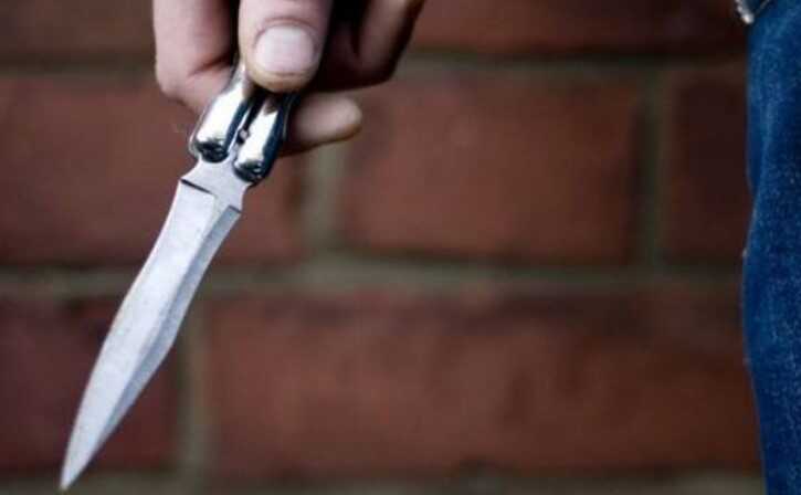 На Прикарпатті 18-річний молодик наніс ножове поранення 17-річному хлопцю