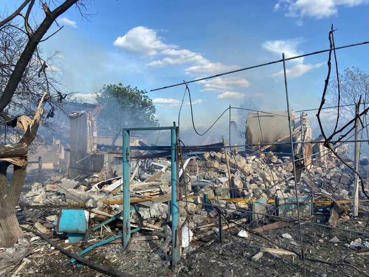 Окупанти завдали авіаудару по селу під Куп’янськом: загинула жінка