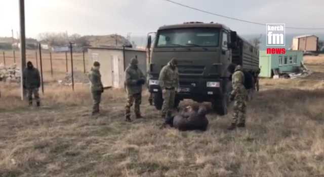 Жители крымского села бросались под военный грузовик, чтобы помешать установке локатора