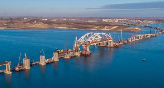 "Мост в украинскую Кубань": Омелян удивил комментарием по строительству Крымского моста