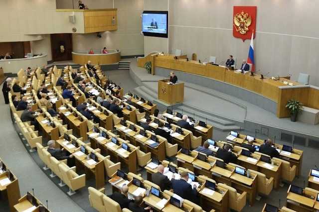 В Госдуме гневно ответили Порошенко на угрозы разрушить Россию