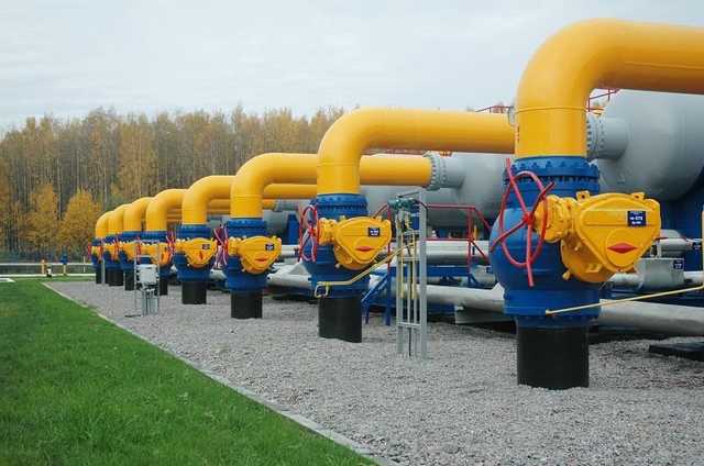 Україна почала заробляти на транзиті газу більше ніж віддає за куплений газ у ЄС