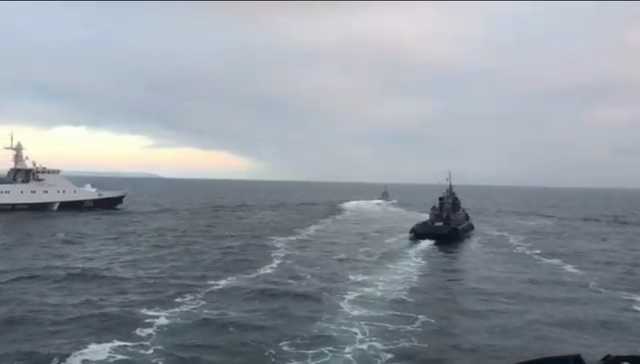 Нападение РФ на корабль Украины: в сеть попало видео штурма