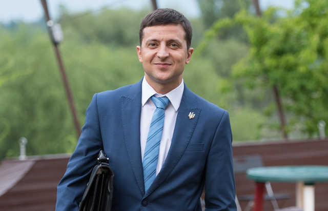 ЦИК Украины официально объявил о победе Зеленского на выборах президента