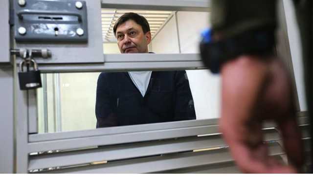 Суд еще на месяц продлил арест директору “РИА Новости” Вышинскому