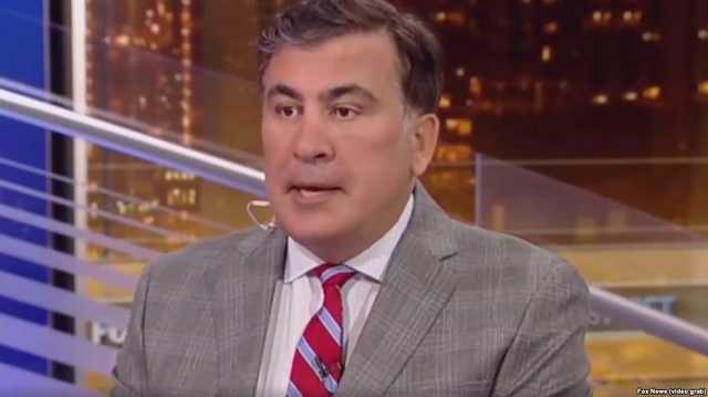 Саакашвили берет Порошенко "на слабо" и требует вернуть ему паспорт Украины