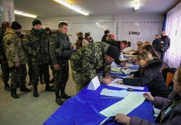 Появились результаты голосования военных на выборах