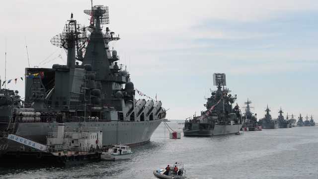 Россия в Крыму начала проверку Черноморского флота и отрабатывает наступление