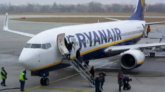           Ryanair  