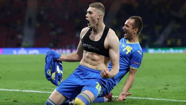 Реакция на победу украины контракты футболистов мира